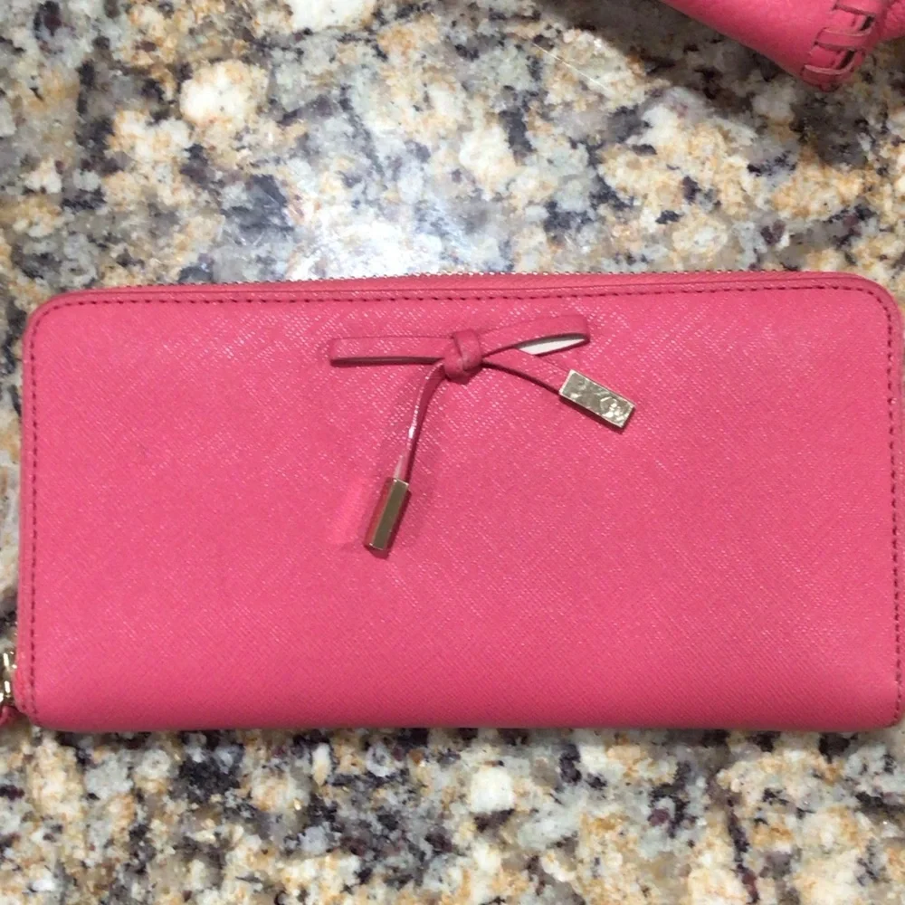 Kate Spade New York Ashby Place Satchel Crossbody & Adding wallet - Picture 14 of 16